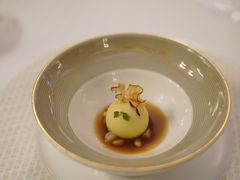 洋蓟泥蔬菜清汤-Restaurant Paul Bocuse