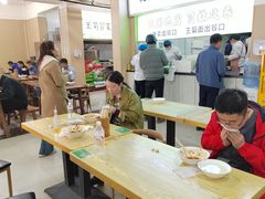 -王菊美食街·王菊面馆(总店)