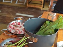 -叽叽扎扎烤肉场(生态城万达店)