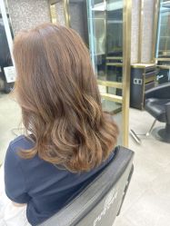 -苏奇发型·烫发染发