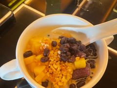 -大中华希尔顿酒店-念自助餐·嗨啤·小龙虾