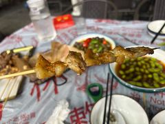 -老班长·小龙虾·鲜货烧烤大排档(金街美地店)