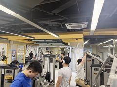 -超鹿运动(大唐世家店)