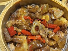 -卤校长重庆火锅(恒隆广场店)