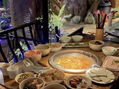 -城墙拐拐火锅(三峡广场黑金冠店)