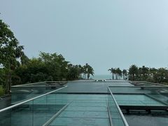 -亚龙湾喜来登·美景台大堂吧