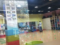 -米高蓝斯克国际轮滑中心(中铁建店)