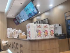 -霸王茶姬(大学城熙街店)