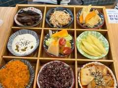 -轻蔬不用等·素食(江苏路店)
