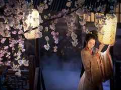 -九月鹰飞汉服摄影工作室