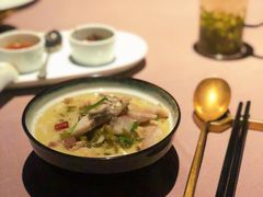 -新荣记(南京西路店)