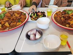 -卫小旦老味大盘鸡总店