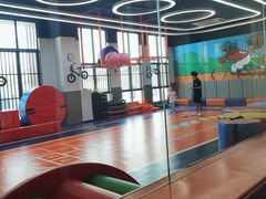 -趣动熊运动发展中心(乐坊校区)