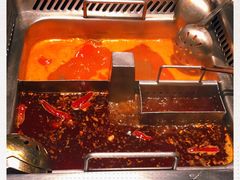 -海底捞火锅鲜切牛肉主题店(长寿路店)