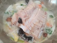 -姚记抚仙湖石锅鱼庄