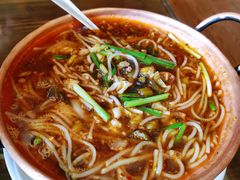 铜锅米线-88号小吃店·经典云南菜·地道纳西美食