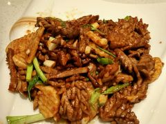 -闫府私房菜(经四路万达店)