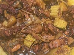 -咱屯子铁锅炖直营店(保利店)