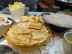 印度飞饼-益氣煲·筒骨砂锅火锅(安吉直营店)
