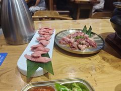-青瓦餐厅·生鱼片·韩园烤肉(西塔店)