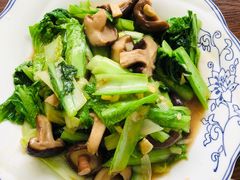 香菇小白菜-公寓家常菜馆(海军博物馆店)