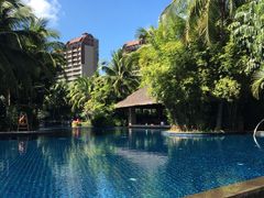 -三亚湾海居铂尔曼度假酒店