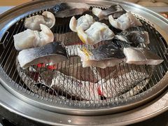 -围炉肉舍丹东海鲜烤肉·烤活鳗(步行街店)