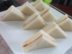 -深圳温德姆至尊酒店·大堂吧·户外花园