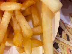 -麦当劳(南磨房店)