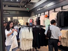 -NIKE上海青浦优选体验店