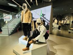 -迪桑特DESCENTE(北京三里屯BLANC店)