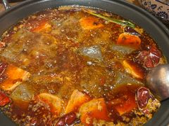 -旧街市鲜货老火锅(大光路店)