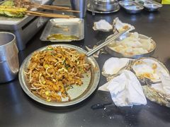 -蚝美人·生蚝海鲜烧烤(茶花园店)