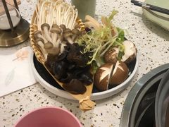 -椰子营·椰子鸡火锅(万象里店)