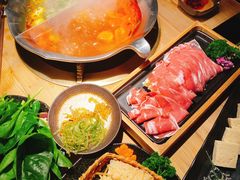 -湊湊火锅·茶憩(杭州湖滨银泰in77店)