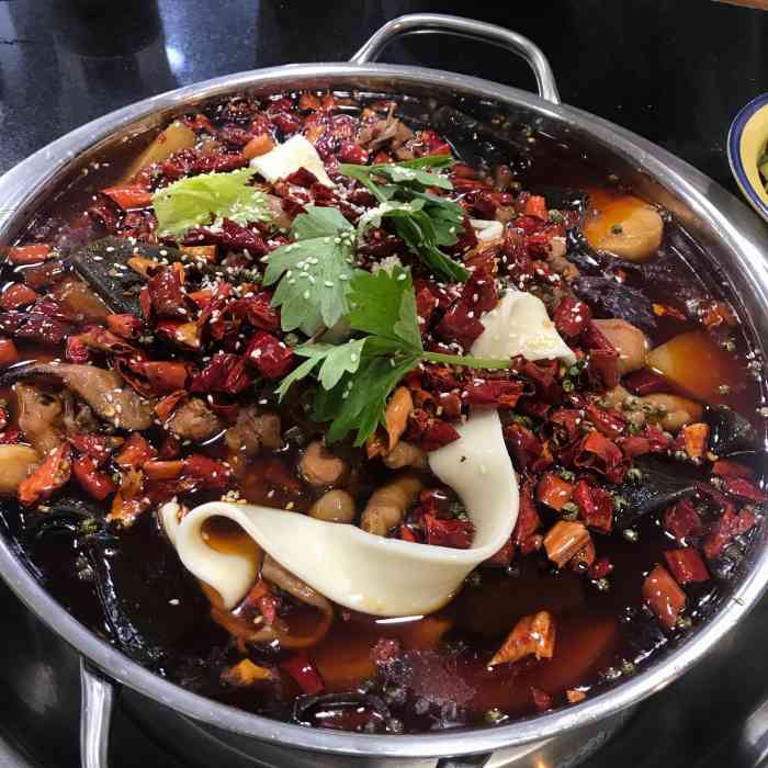 晓彭肥肠鸡(观音桥店)