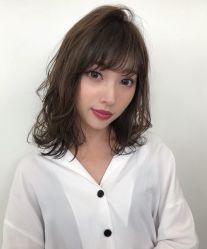 -侨治发型