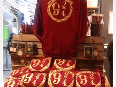 -九又四分之三站台哈利波特商店