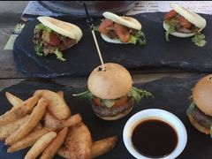 鸭胸肉汉堡-AZUL by FUEL蓝色·法式酒馆(琶醍店)