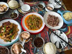 -弘烨 贵州酸汤 鱼火锅(东财店)