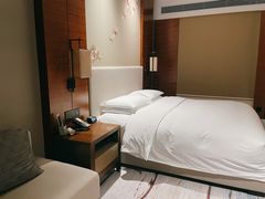 -广州汇华希尔顿逸林酒店