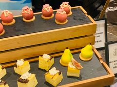 -广州万富希尔顿酒店-感趣自助餐厅·生蚝海鲜刺身