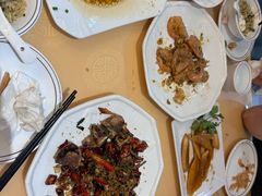 -鹏城人家海鲜酒家·23年老字号(较场尾店)