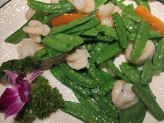 兰豆炒虾球-咪咪川菜(长乐西路店)