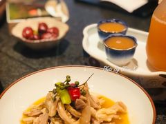 藤椒鸡-丝路金桃·新疆菜(徐汇店)