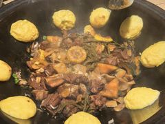 -万里闯关东铁锅炖菜馆(高新旗舰店)