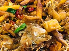 干锅牛蛙-馋嘴蛙火锅