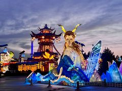 -淄博花灯齐彩城