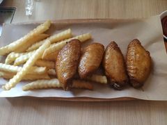 -必胜客(机场路店)