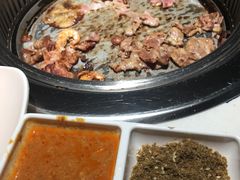 -鲜佰汇海鲜烤肉自助餐厅(银座商城泰安店)